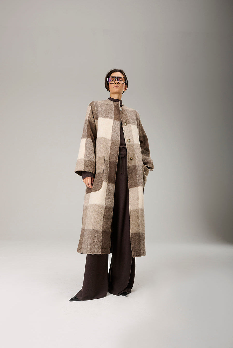 mantel come in camel/ pink by liv bergen